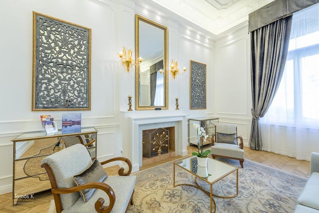 Bpr The Golden Astoria With Balcony And A/C Apartment Budapest Exterior photo